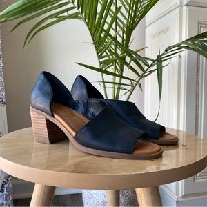 Sole Society Leather Wood Heel Sandal